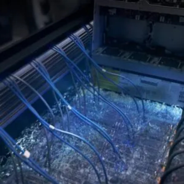 Immersion Liquid Cooling: The Strategic Choice for Next-Gen Data Center Performance